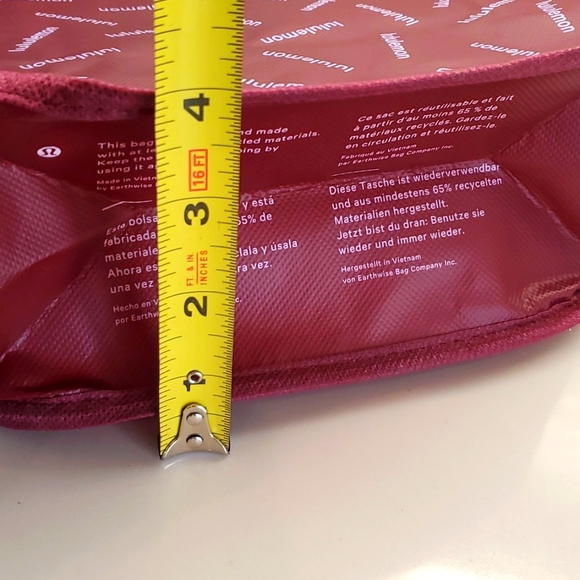 New Lululemon Reusable Small Shopping Bag - Picture 5 of 9